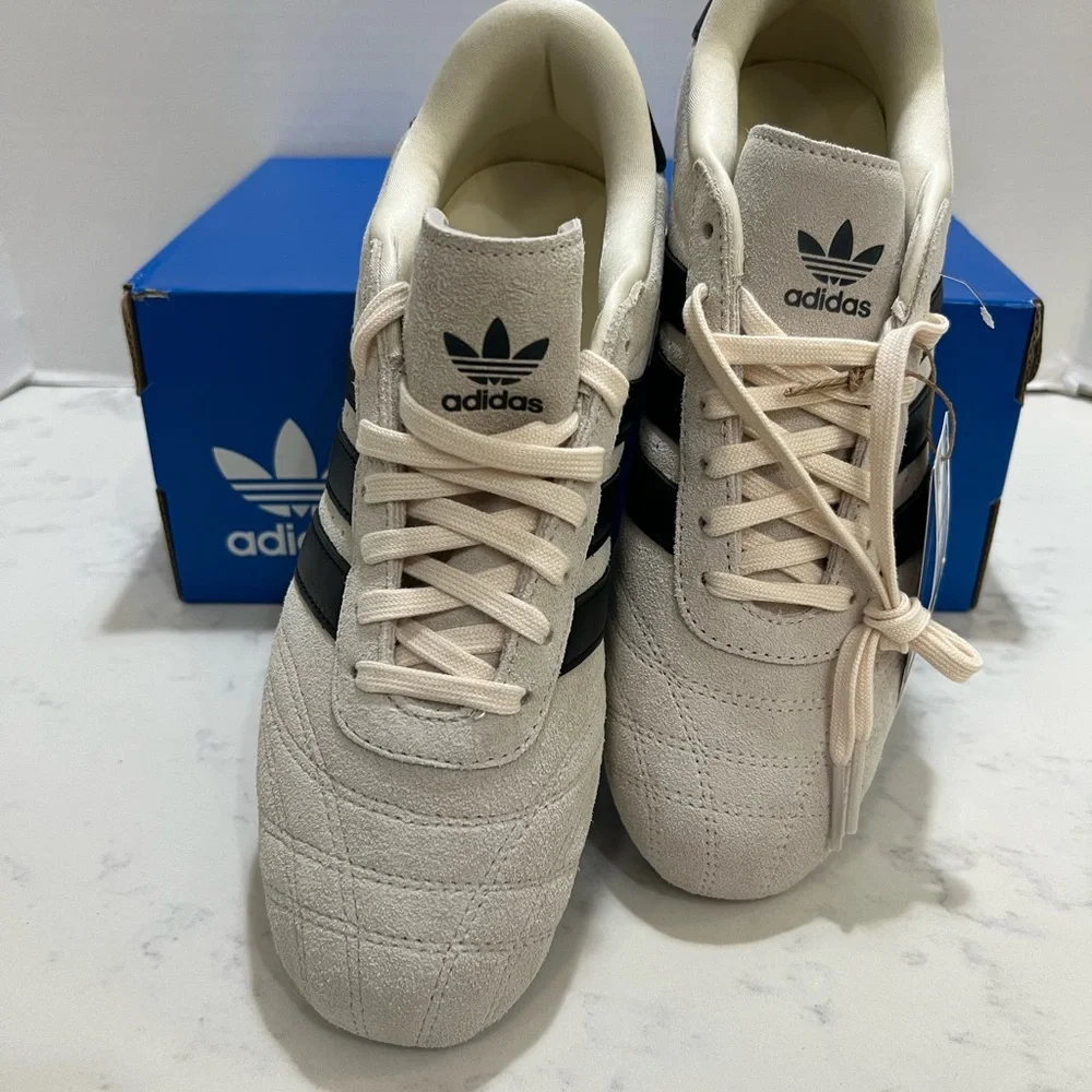 Woman’s adidas original taekwondo lace casual shoes - Picture 10 of 12